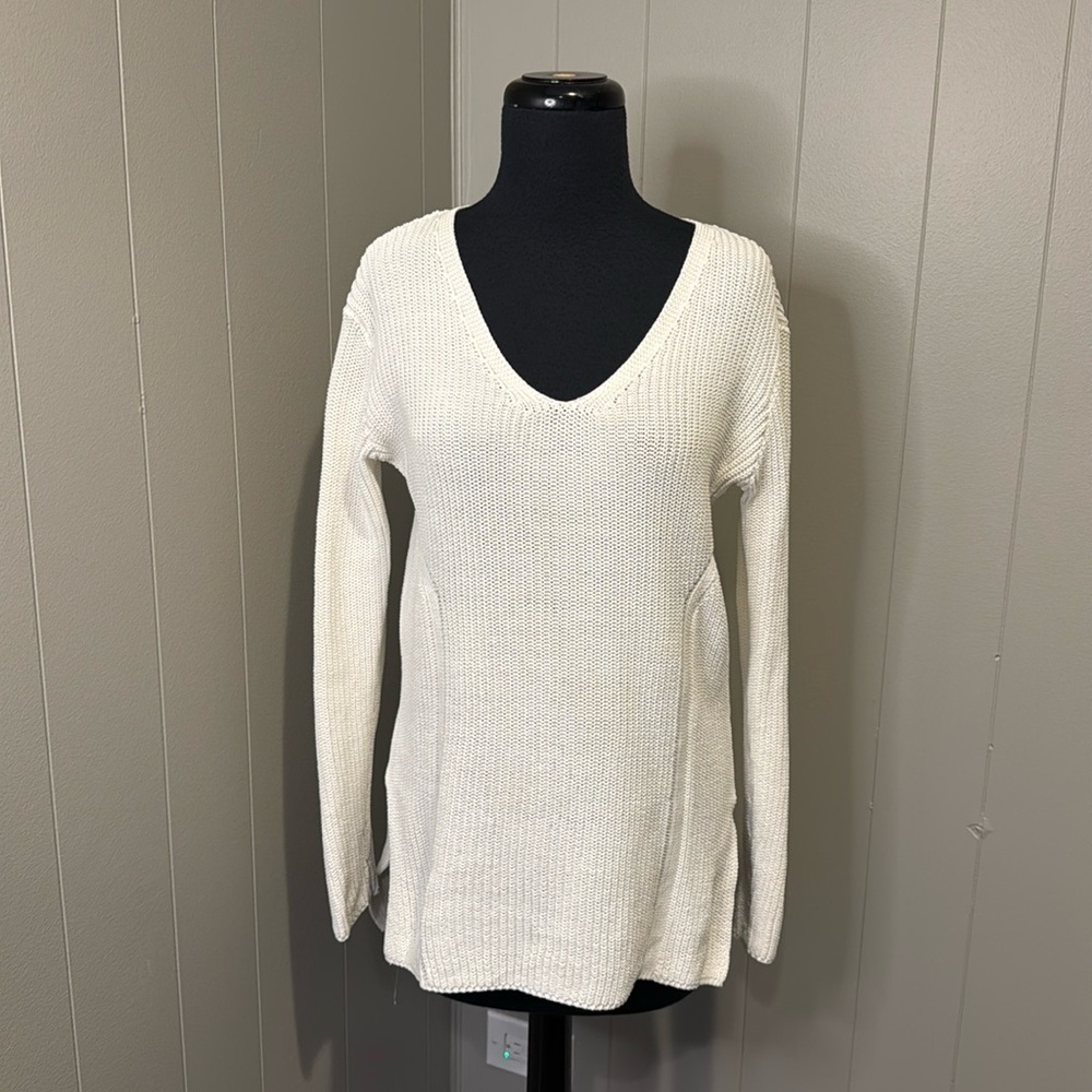 Athleta Women’s Small Highline Sweater Tunic Knit V Neck Side Hem Slits